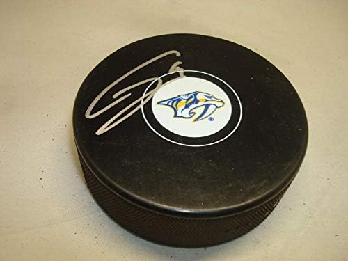 Calle Ярнкрок подписа хокей шайба Нешвил Предаторз с автограф от 1B - за Миене на НХЛ с автограф